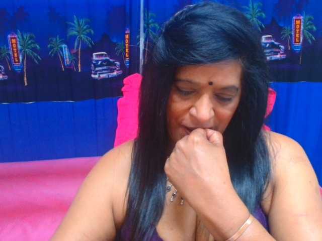 INDIANFUSION786 live cam on BongaCams