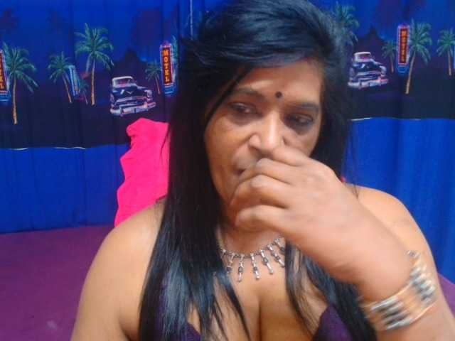 INDIANFUSION786 live cam on BongaCams