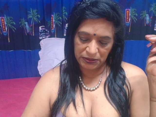 INDIANFUSION786 live cam on BongaCams