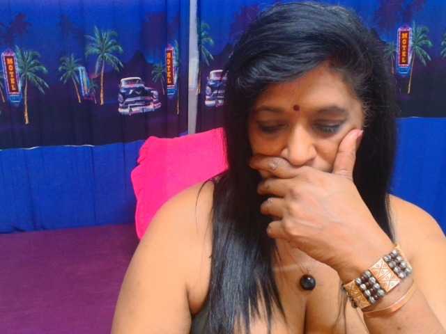 INDIANFUSION786 live cam on BongaCams