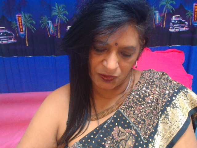 INDIANFUSION786 live cam on BongaCams