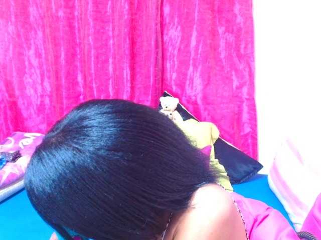 SLUTTYROXY live cam on BongaCams