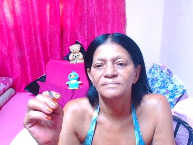 SLUTTYROXY live cam on BongaCams