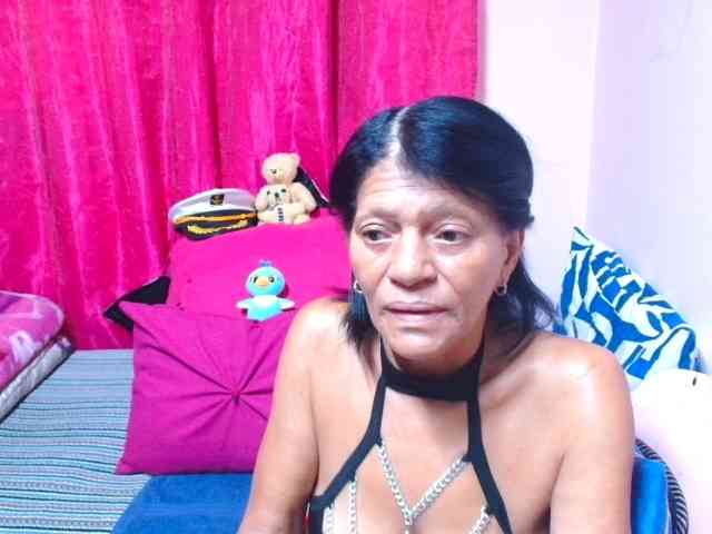 SLUTTYROXY SLUTTYROXY
