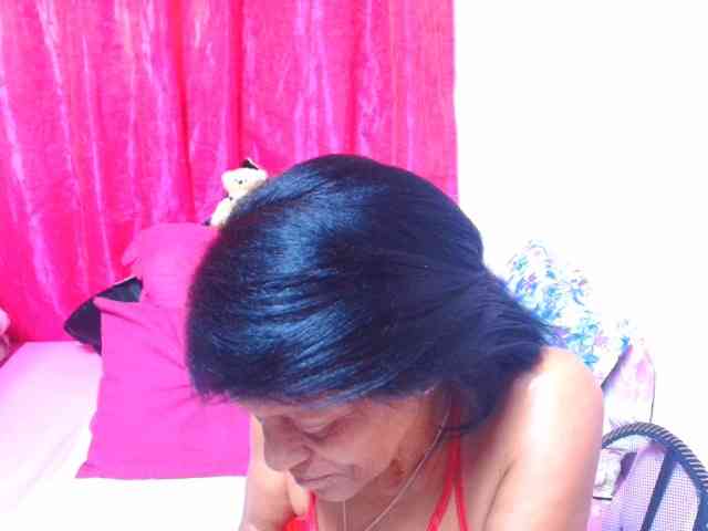 SLUTTYROXY SLUTTYROXY