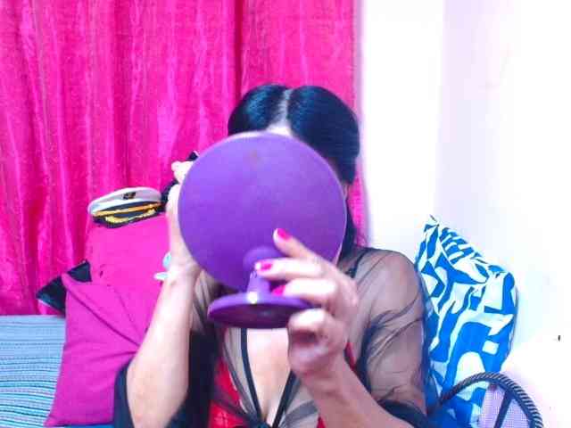 SLUTTYROXY webcam
