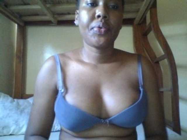 Pinksexy live cam on BongaCams