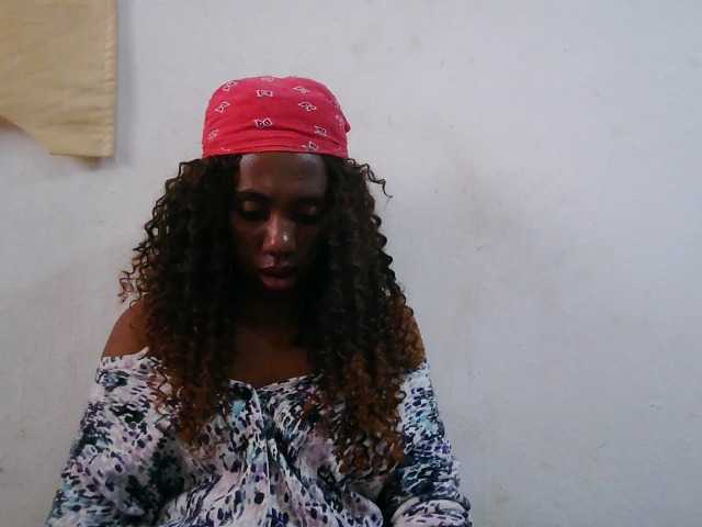Sinah live cam preview