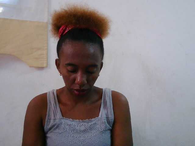 Sinah live cam preview