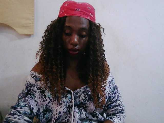 Sinah live cam preview