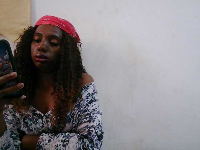 Sinah live cam preview