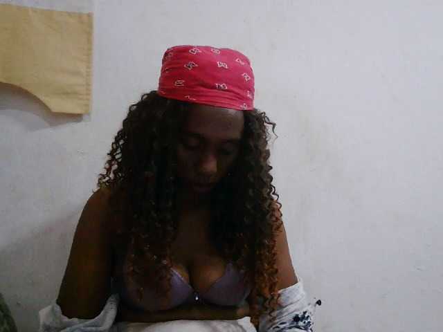 Sinah live cam preview