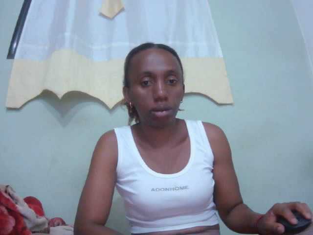 Sinah live cam preview