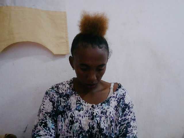 Sinah live cam preview