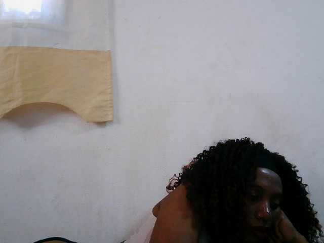 Sinah live cam on BongaCams