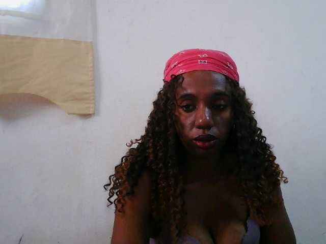 Sinah live cam preview
