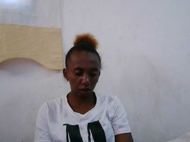 Sinah live cam preview
