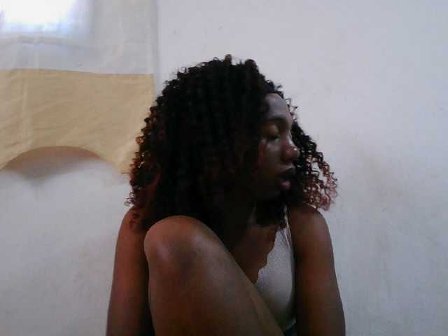 Sinah live cam preview