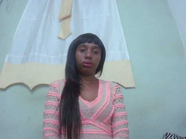 Sinah live cam on BongaCams