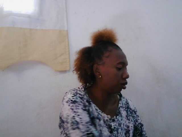 Sinah live cam preview