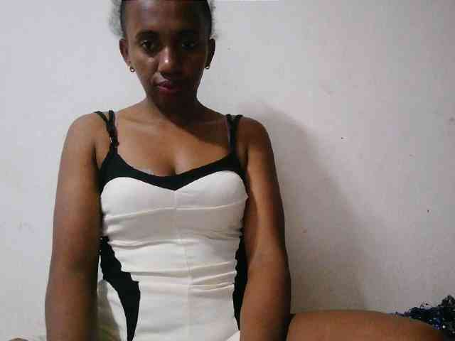 Modèle: Sinah