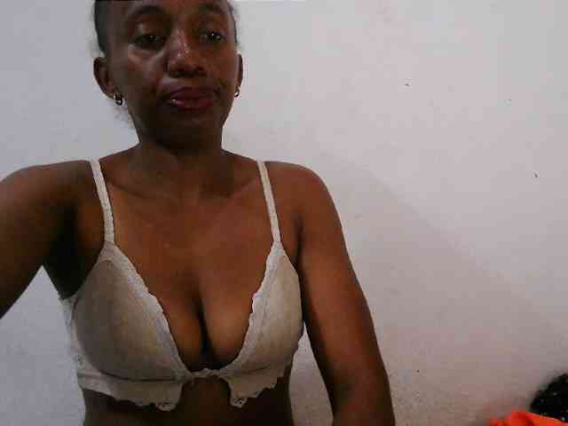 Modèle: Sinah