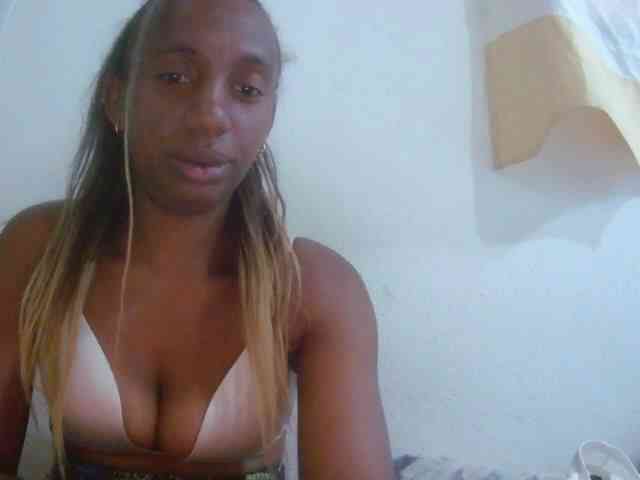 Modèle: Sinah