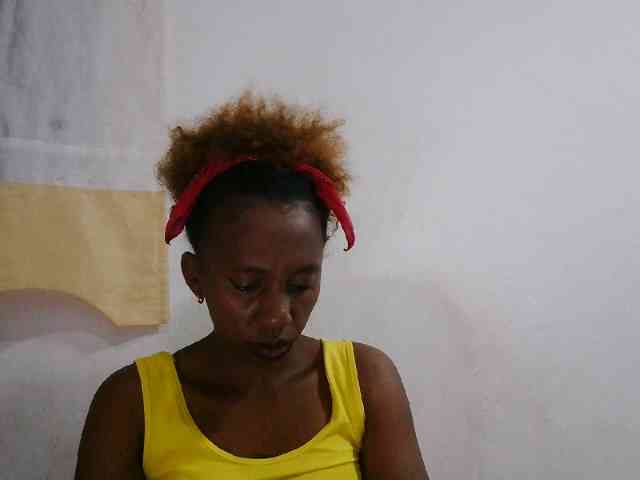 Modèle: Sinah