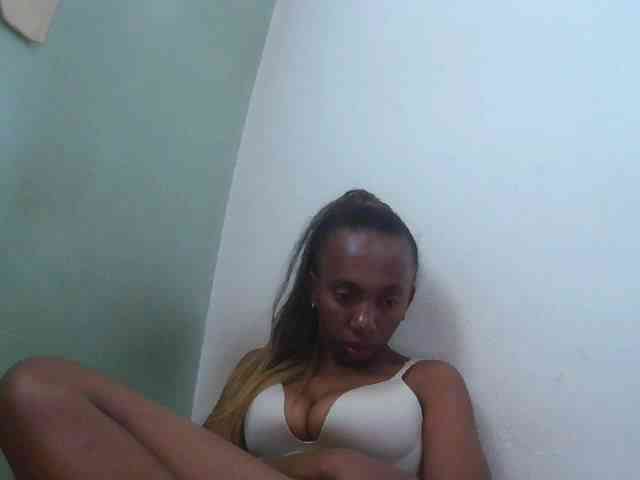 Modèle: Sinah