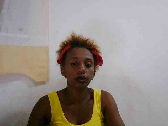 Modèle: Sinah