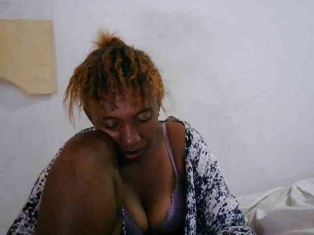 Modèle: Sinah