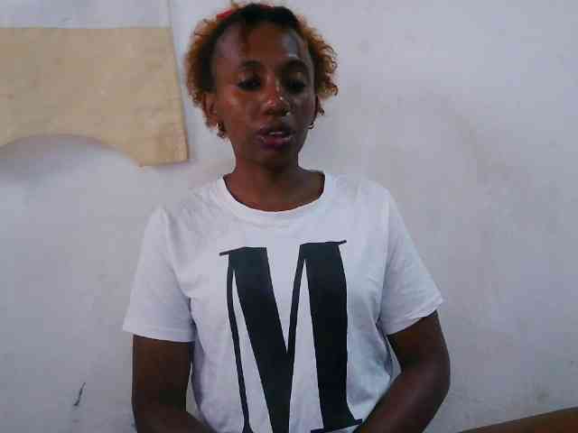 Modèle: Sinah