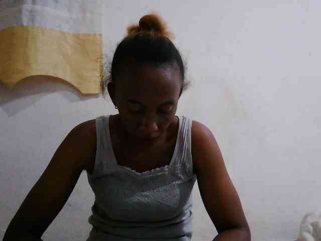 Modèle: Sinah