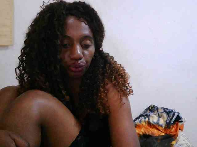 Modèle: Sinah