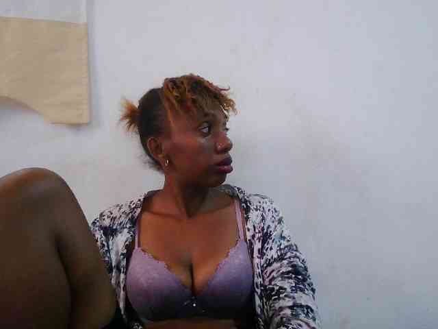 Modèle: Sinah
