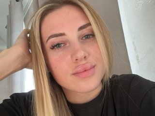 Alina-13-1