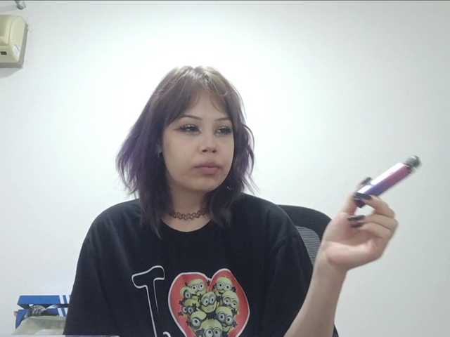 ShebaStrowder live cam on BongaCams