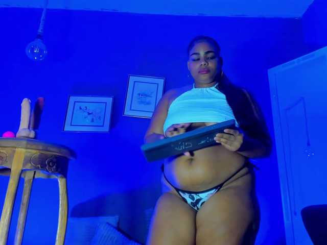 Lina-palace live cam preview