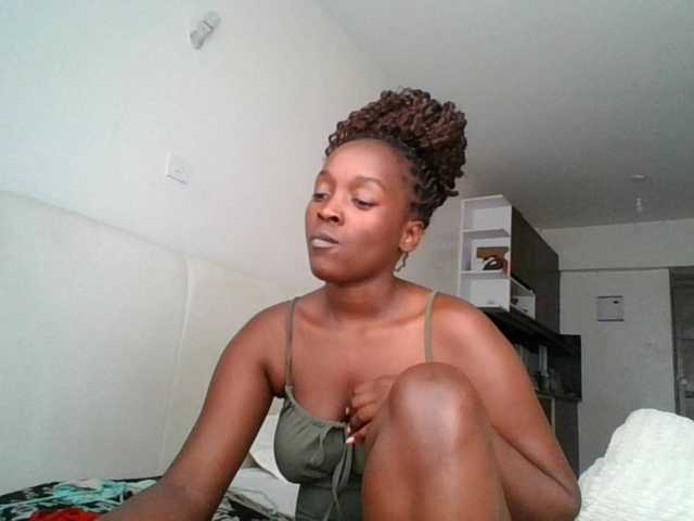 SexiEbonyx live cam on BongaCams