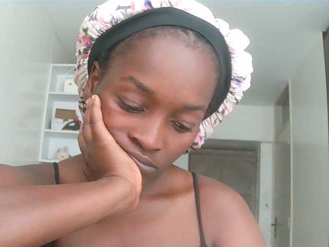 SexiEbonyx live cam on BongaCams