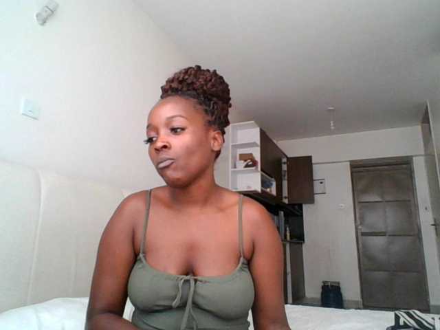 SexiEbonyx live cam on BongaCams