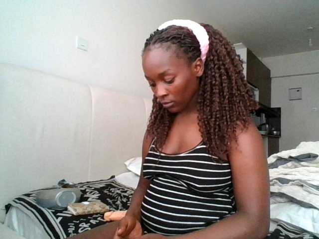 SexiEbonyx live cam on BongaCams