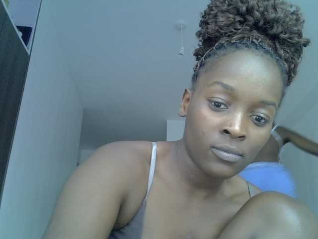 SexiEbonyx live cam on BongaCams