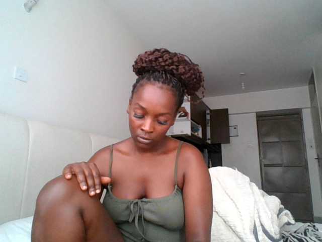 SexiEbonyx live cam on BongaCams
