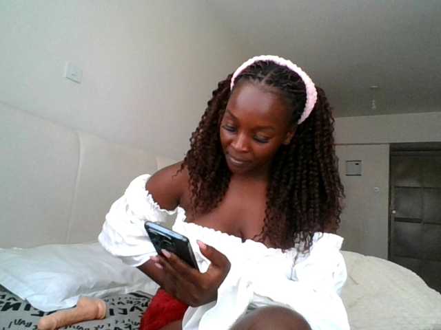 SexiEbonyx live cam on BongaCams