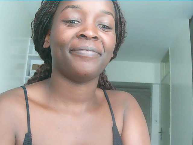SexiEbonyx live cam on BongaCams