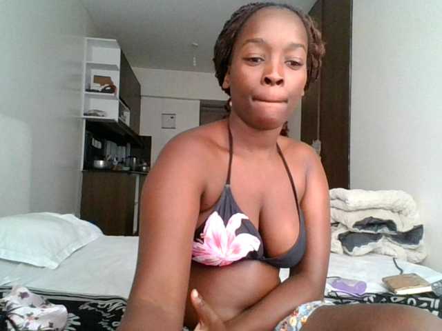 SexiEbonyx live cam on BongaCams