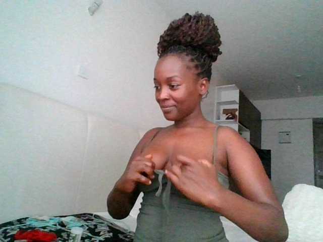 SexiEbonyx live cam on BongaCams