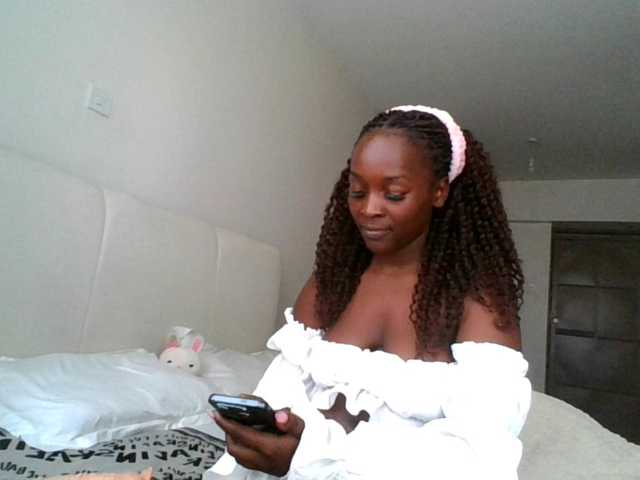 SexiEbonyx live cam on BongaCams