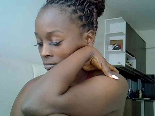 SexiEbonyx webcam